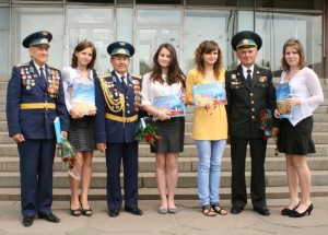 Лучших молодых журналистов наградили по итогам областного конкурса «Нащадки переможців» Лучших молодых журналистов наградили по итогам областного конкурса «Нащадки переможців»