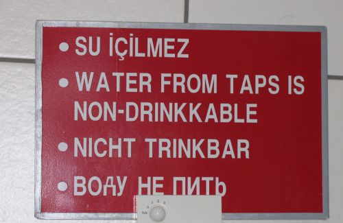 Не пей воду, а то козленочком станешь!!!