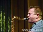 Ken Vandermark ( )