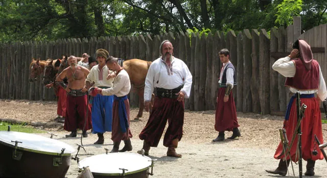 Запорожский конный театр